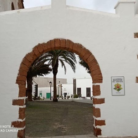 Precioso Apartamento Con Terraza En Teguise Тегисе Экстерьер фото