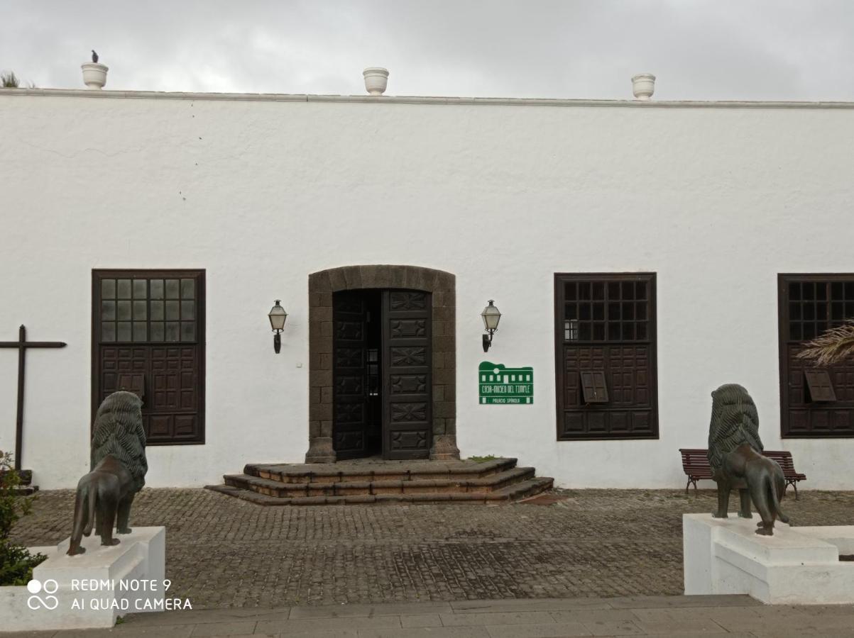 Precioso Apartamento Con Terraza En Teguise Тегисе Экстерьер фото